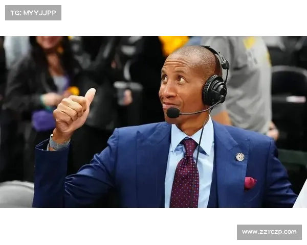 NBA|步行者淘汰尼克斯 哈里伯顿身穿米勒“死亡锁喉”帽衫出席赛后发布会 NBA|步行者淘汰尼克斯 哈里伯顿身穿米勒“死亡锁喉”帽衫出席赛后发布会